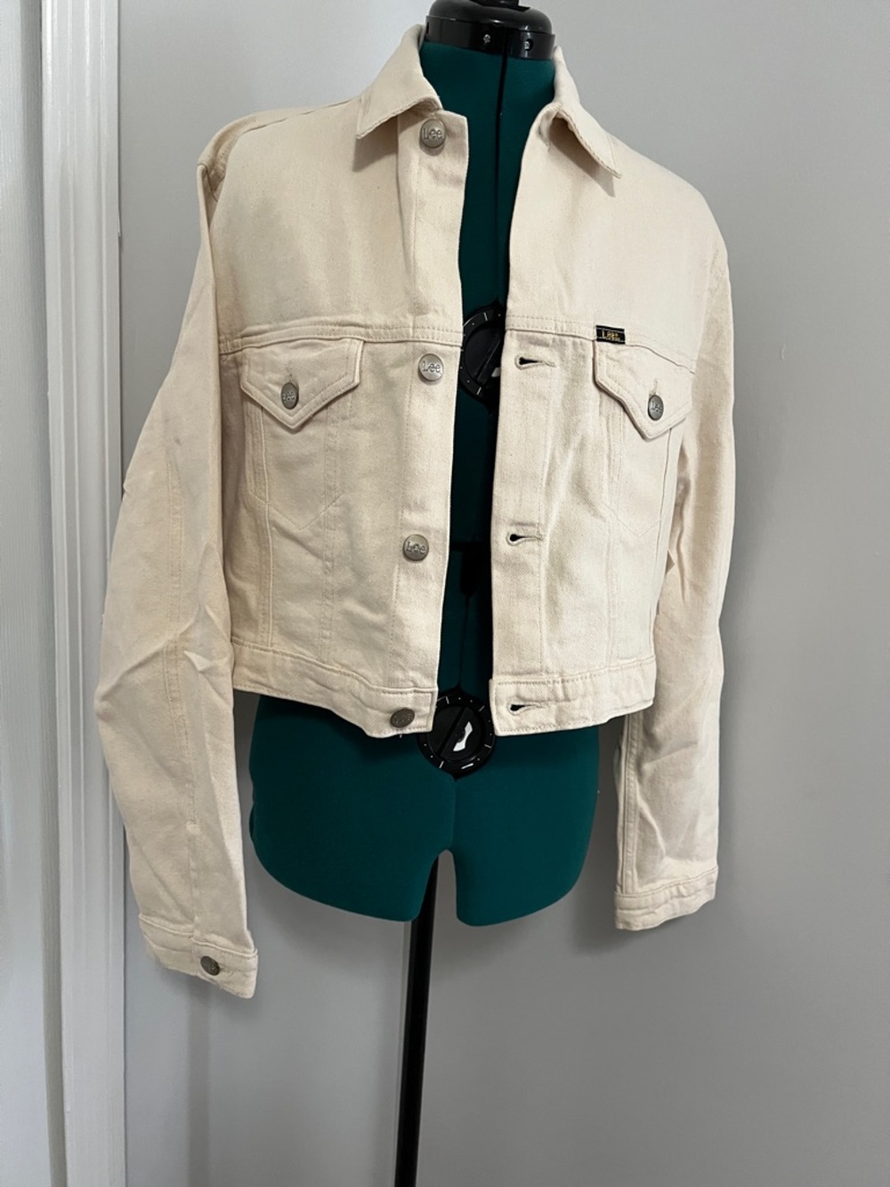 Lee Cream Cropped Denim Jacket